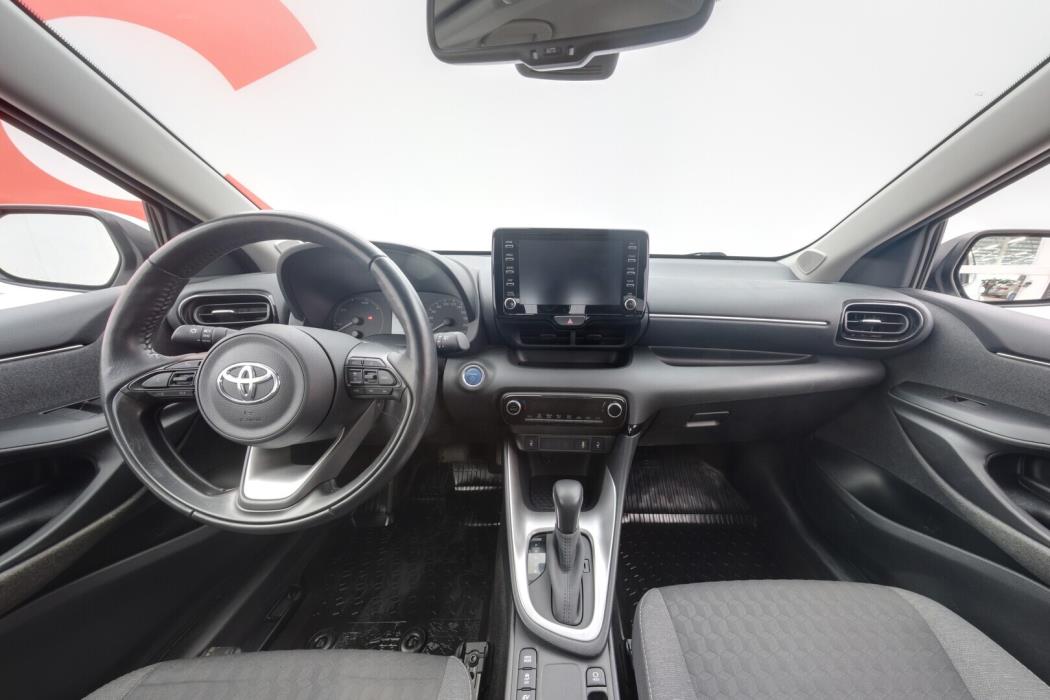 TOYOTA Yaris 2022