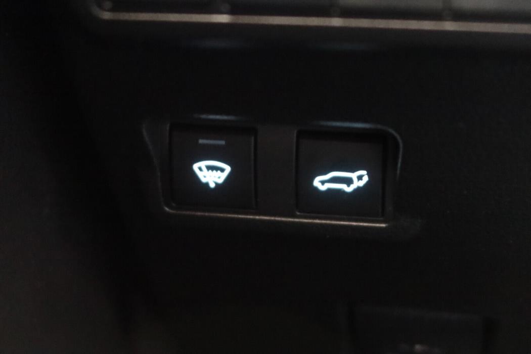 TOYOTA Corolla Cross 2023