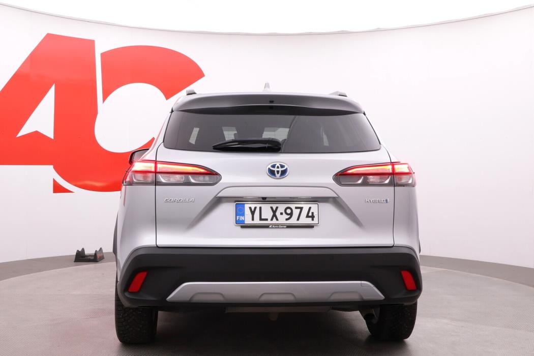 TOYOTA Corolla Cross 2023