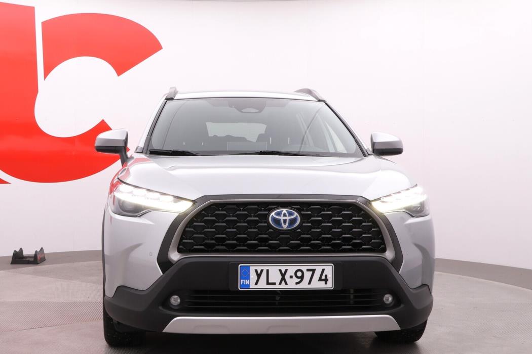 TOYOTA Corolla Cross 2023