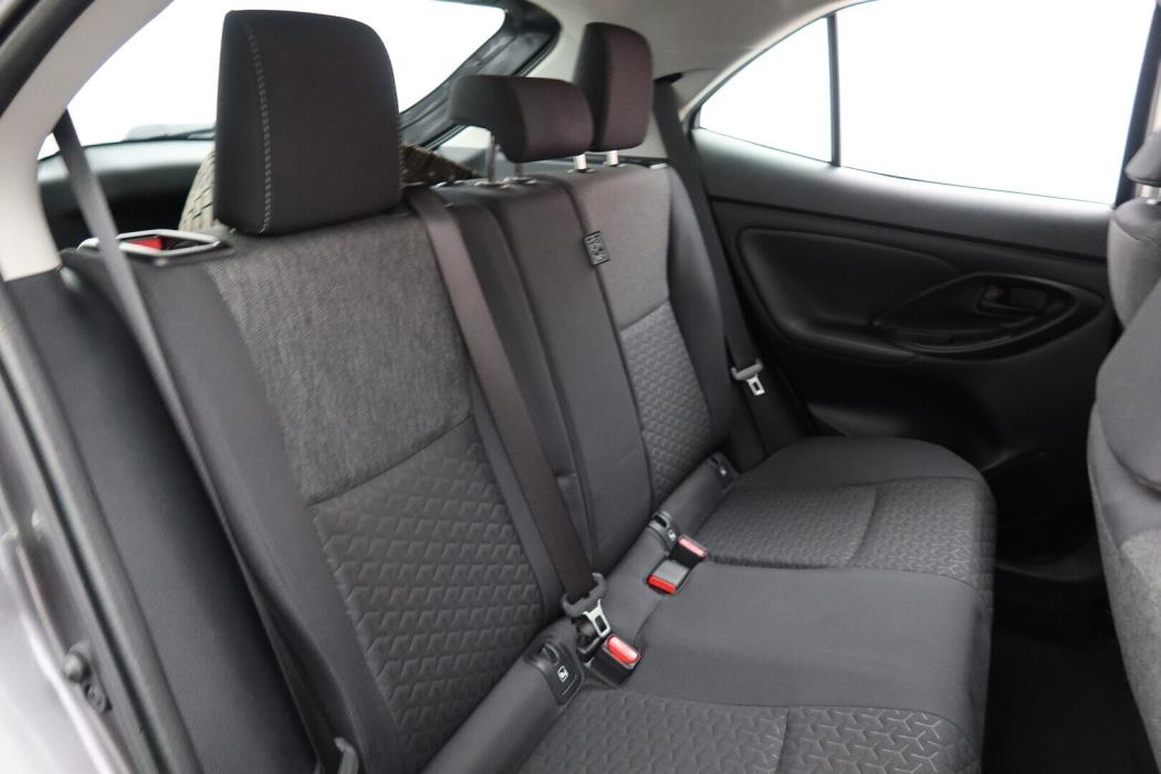 TOYOTA Yaris Cross 2024