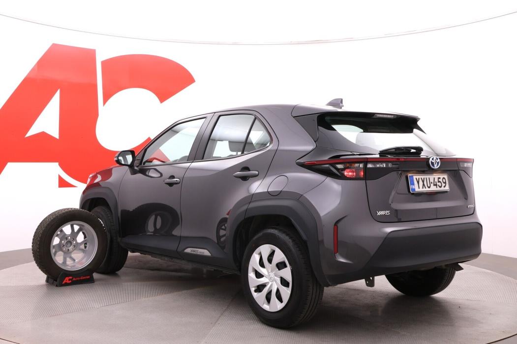 TOYOTA Yaris Cross 2024
