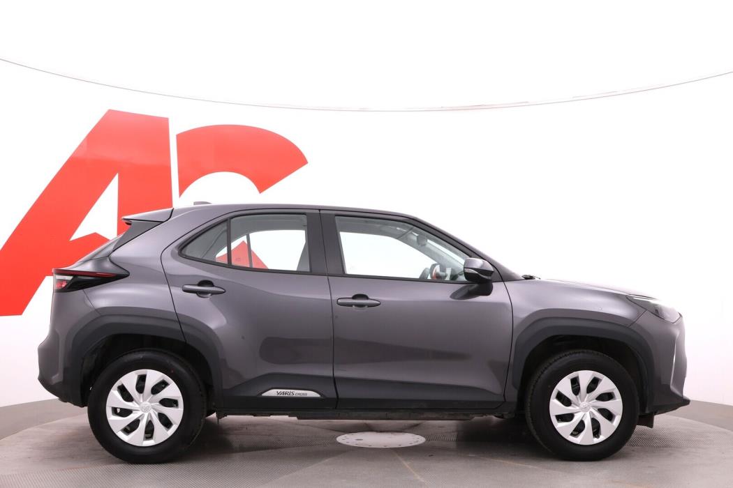 TOYOTA Yaris Cross 2024