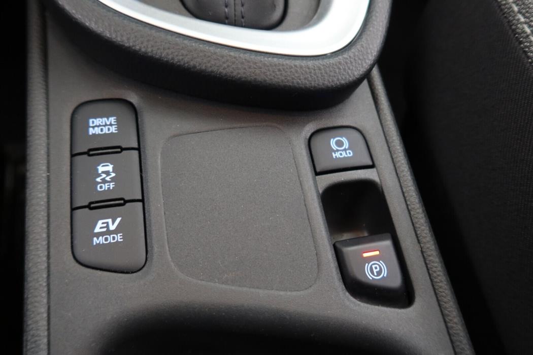 TOYOTA Yaris Cross 2024