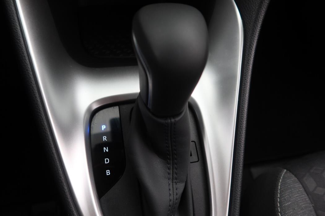 TOYOTA Yaris 2024