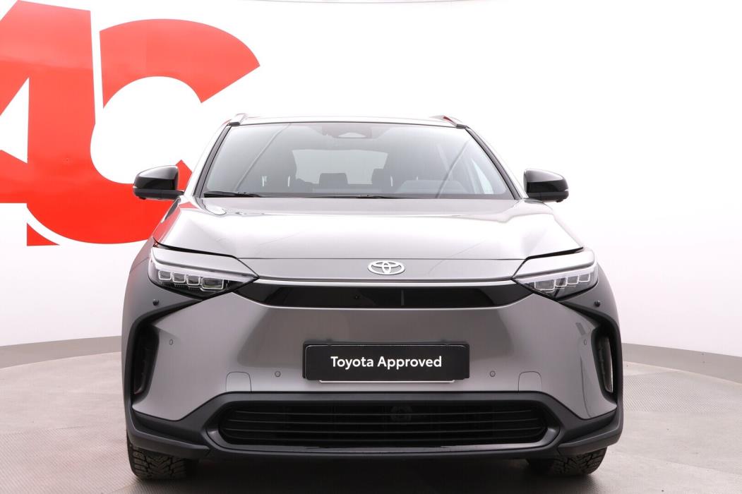 TOYOTA bZ4X 2025