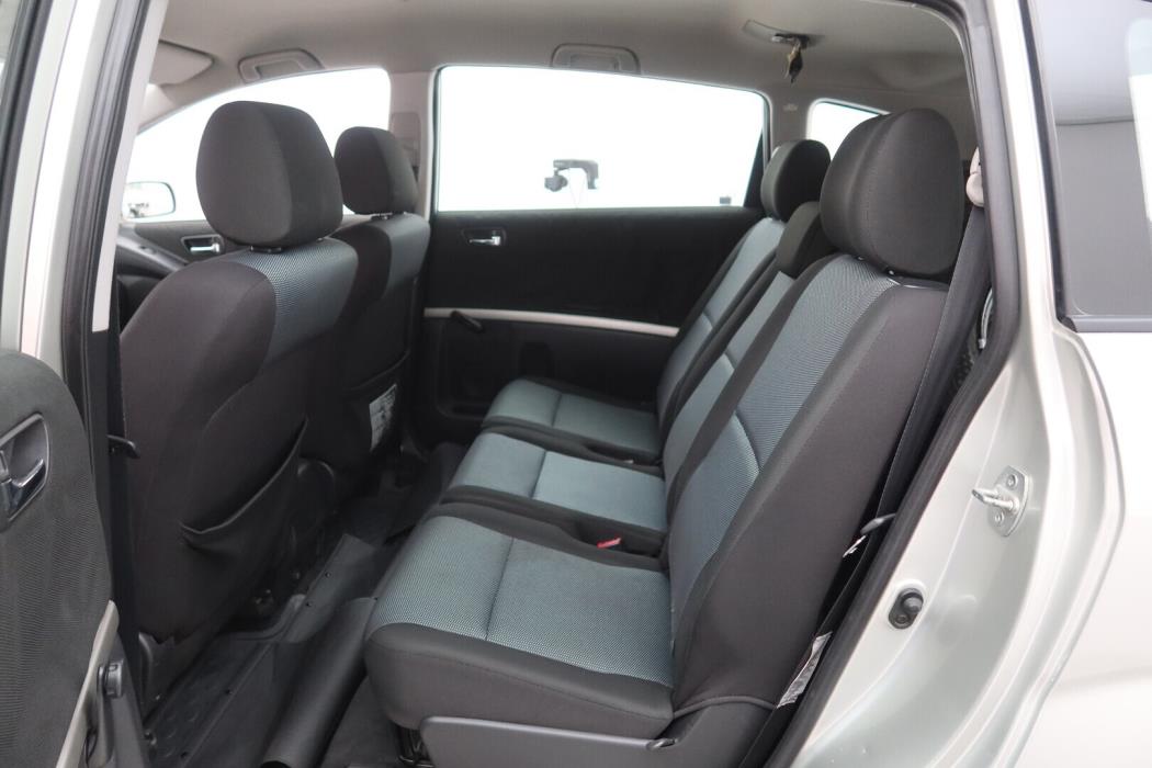 TOYOTA Corolla Verso 2005