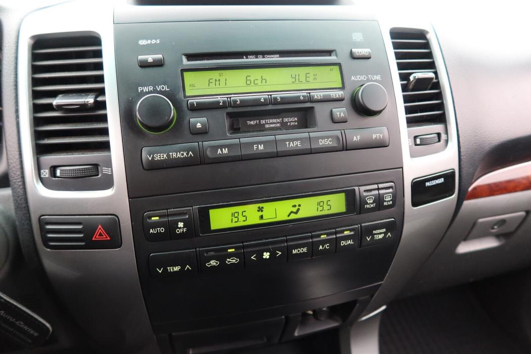 TOYOTA Land Cruiser 2005