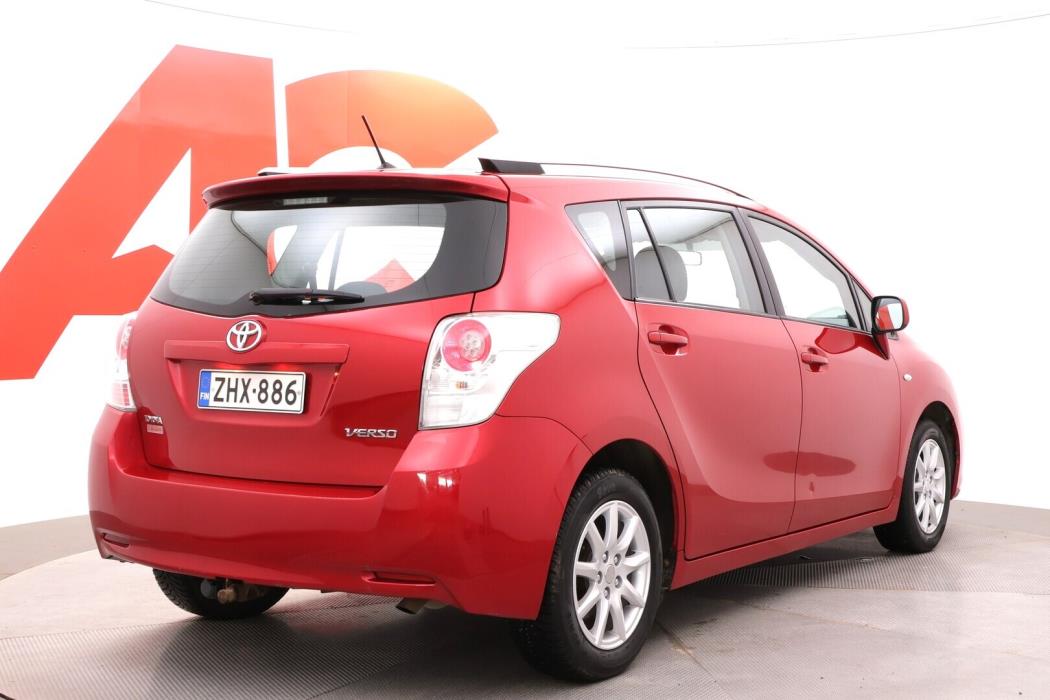 TOYOTA Verso 2010