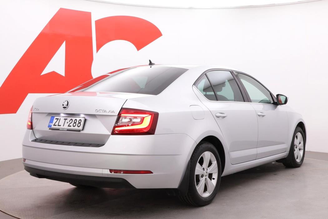 SKODA Octavia 2018