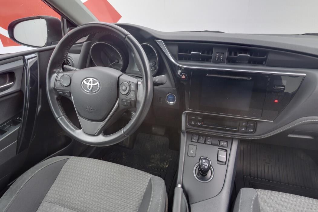 TOYOTA Auris 2018
