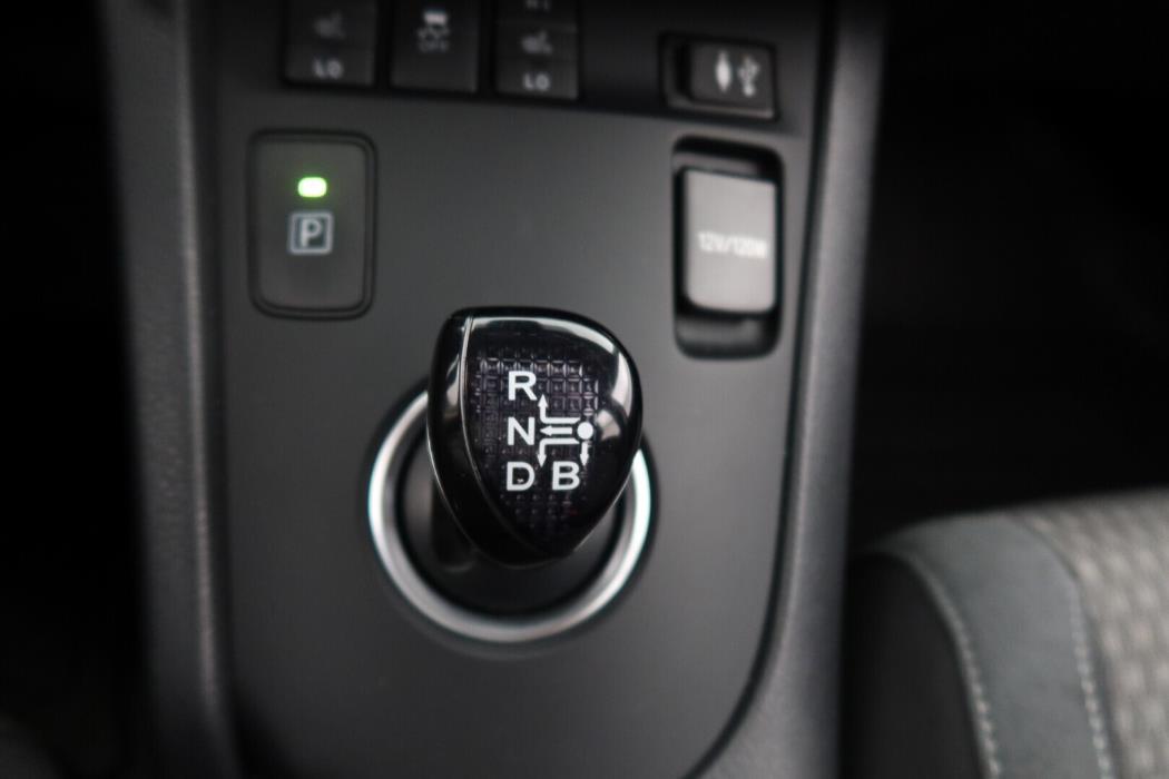 TOYOTA Auris 2018