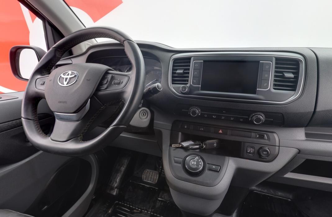 TOYOTA Proace 2022