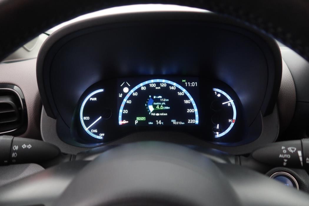 TOYOTA Yaris Cross 2022