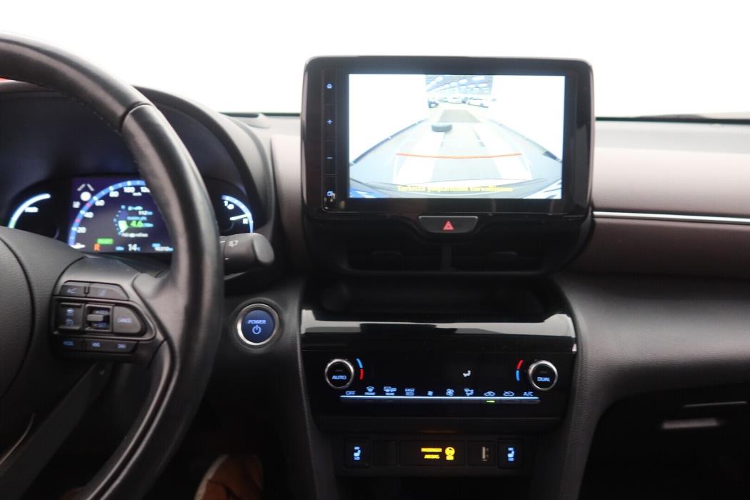 TOYOTA Yaris Cross 2022