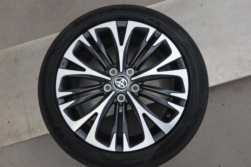 TOYOTA Yaris Cross 2022