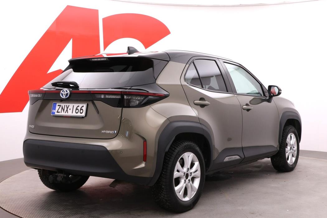 TOYOTA Yaris Cross 2022
