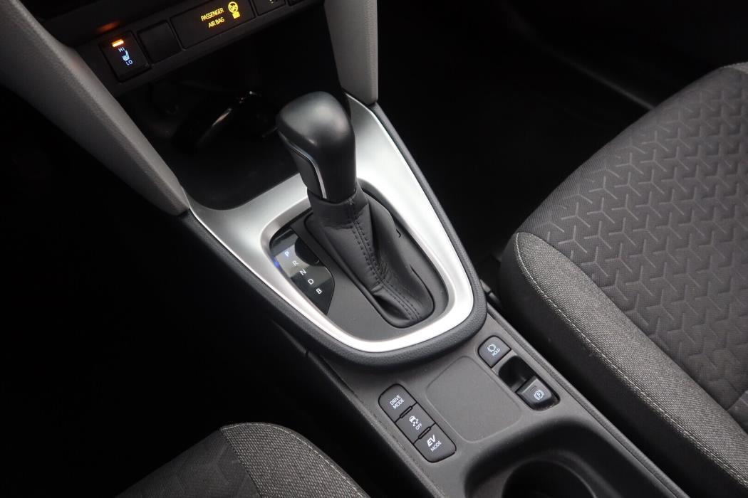 TOYOTA Yaris Cross 2022