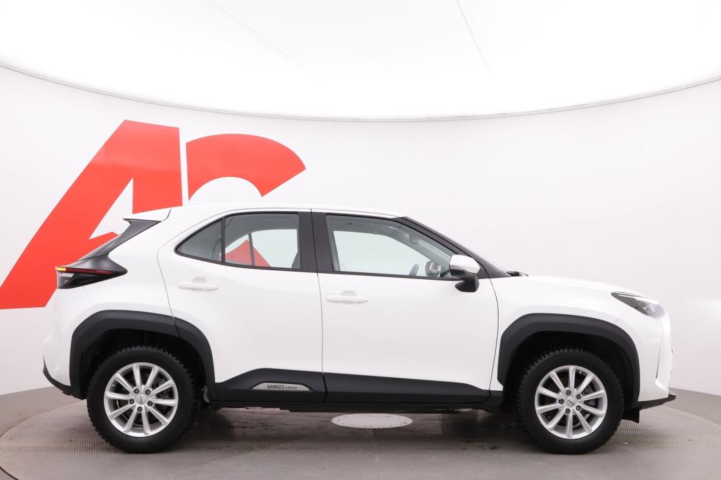 TOYOTA Yaris Cross 2022