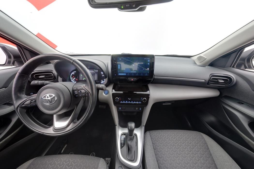 TOYOTA Yaris Cross 2022