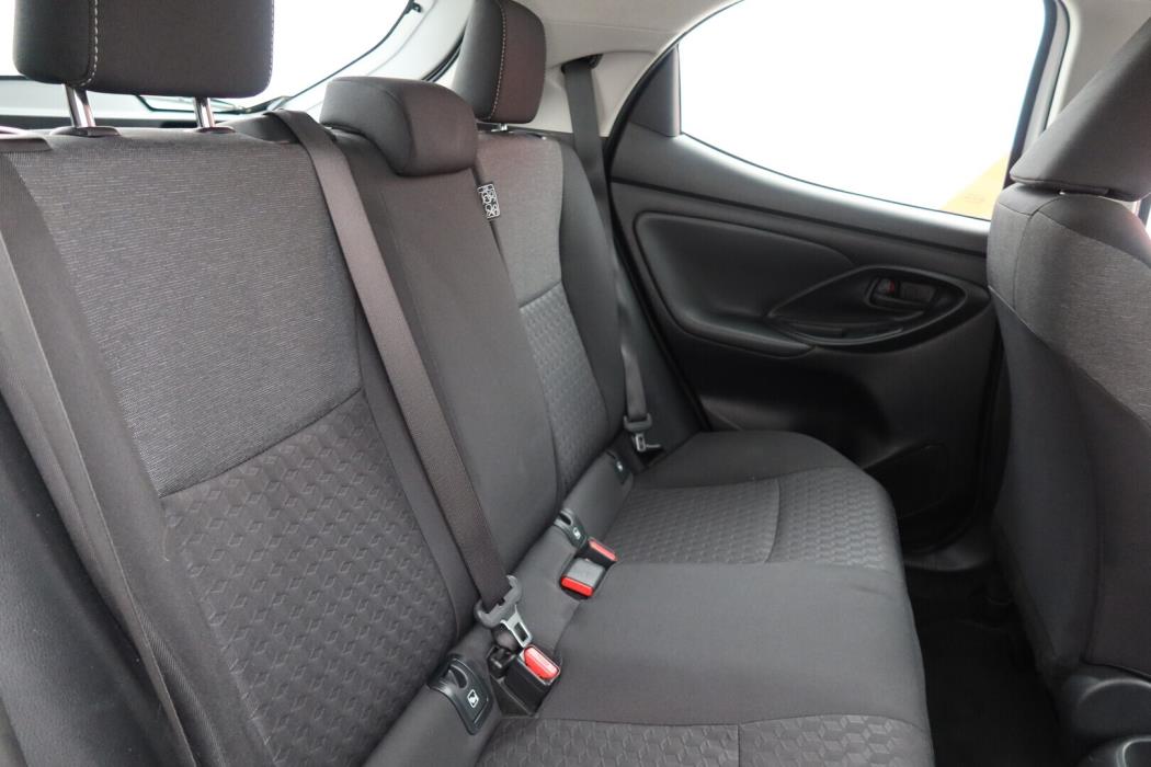 TOYOTA Yaris 2023