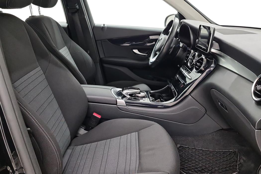 MERCEDES-BENZ GLC 2017