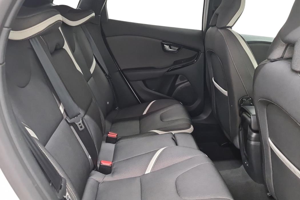 VOLVO V40 Cross Country 2019