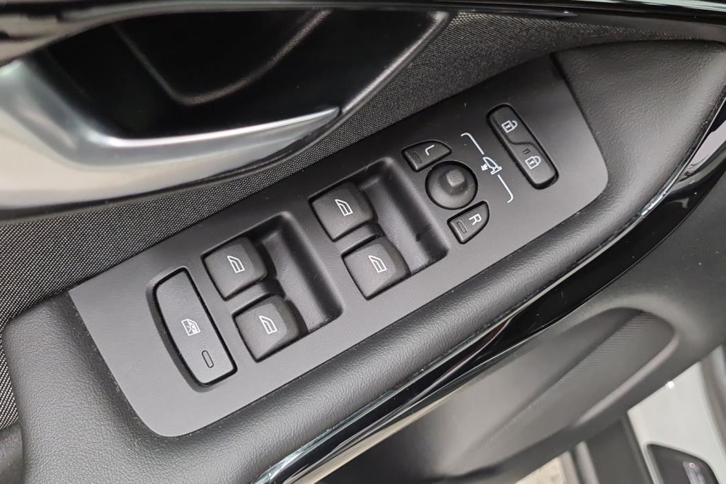 VOLVO V40 Cross Country 2019