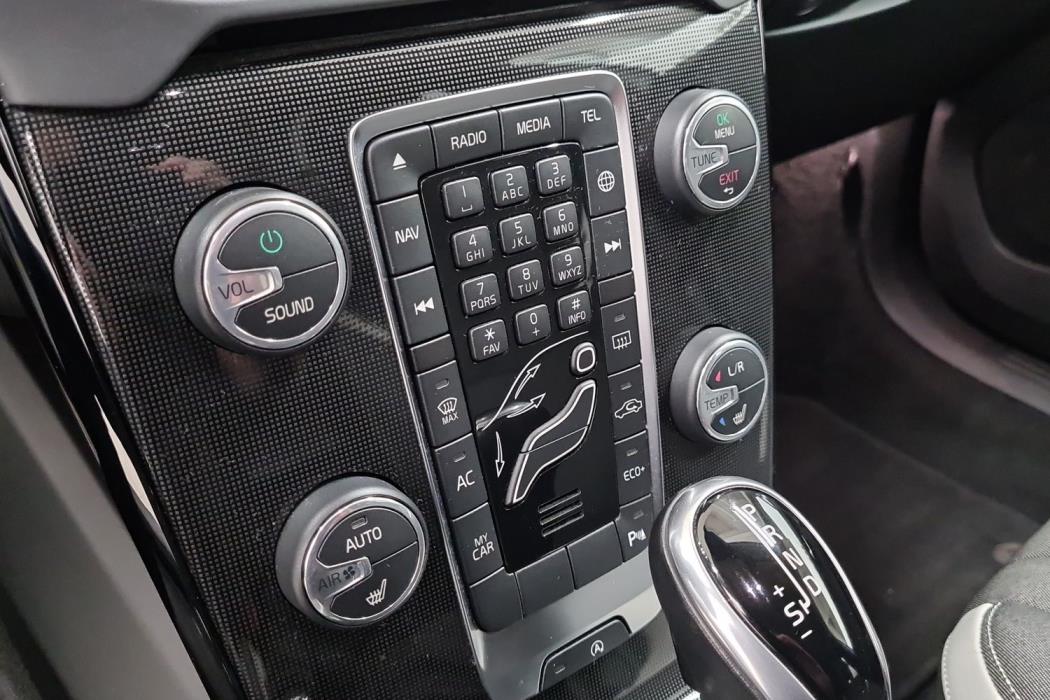 VOLVO V40 Cross Country 2019