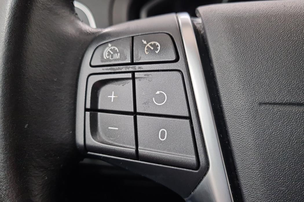 VOLVO V40 Cross Country 2019