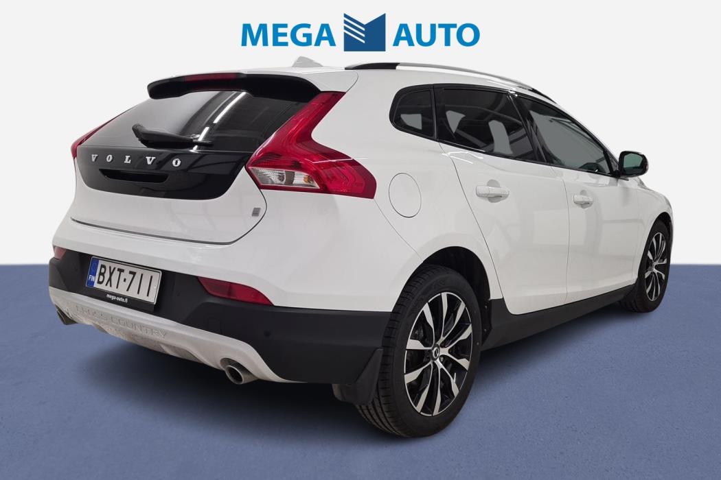 VOLVO V40 Cross Country 2019
