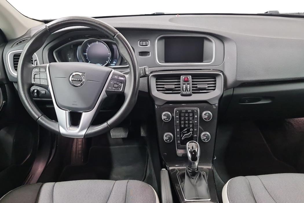 VOLVO V40 Cross Country 2019