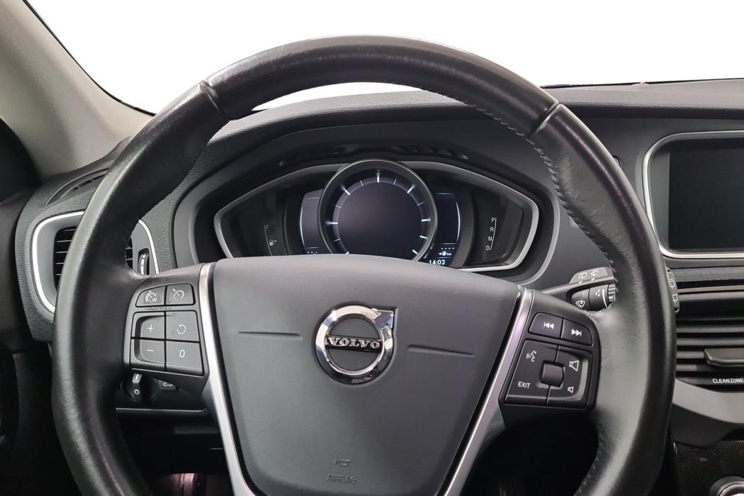 VOLVO V40 Cross Country 2019