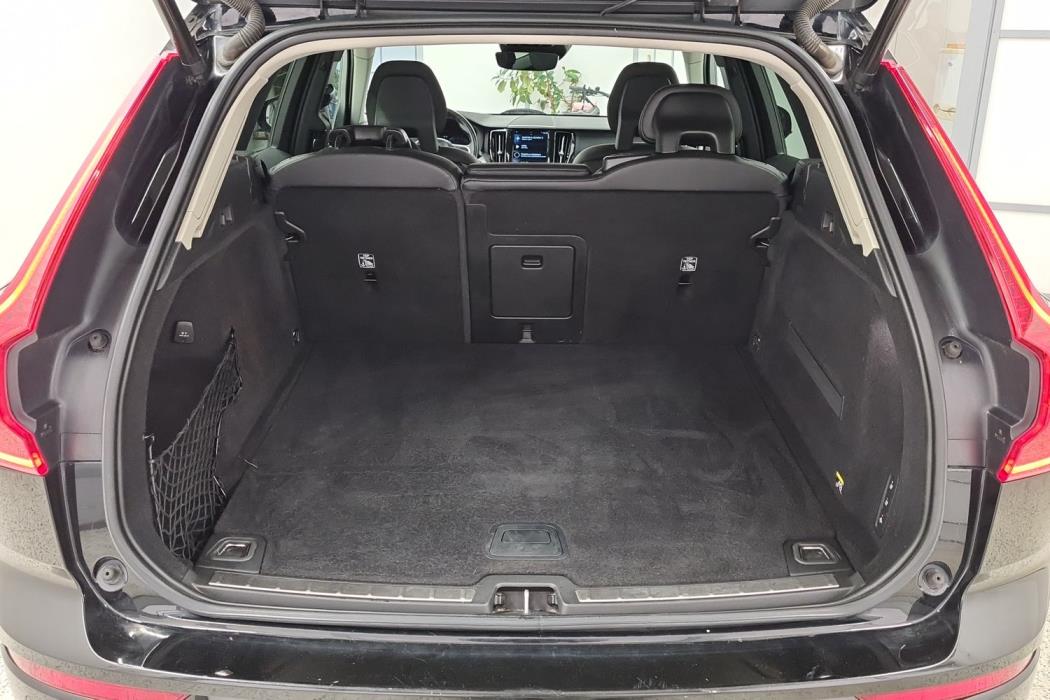 VOLVO XC60 2018