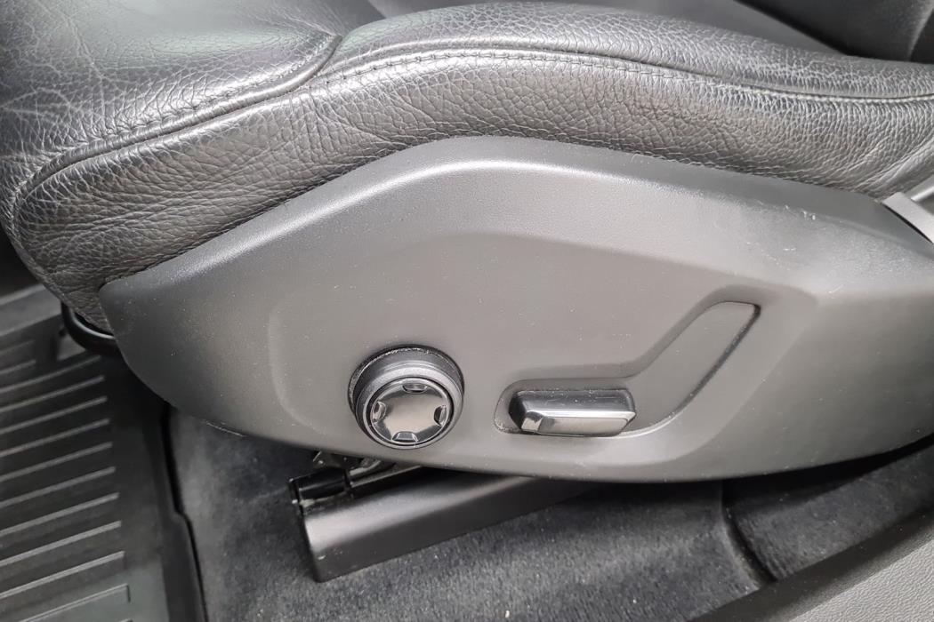 VOLVO XC60 2018