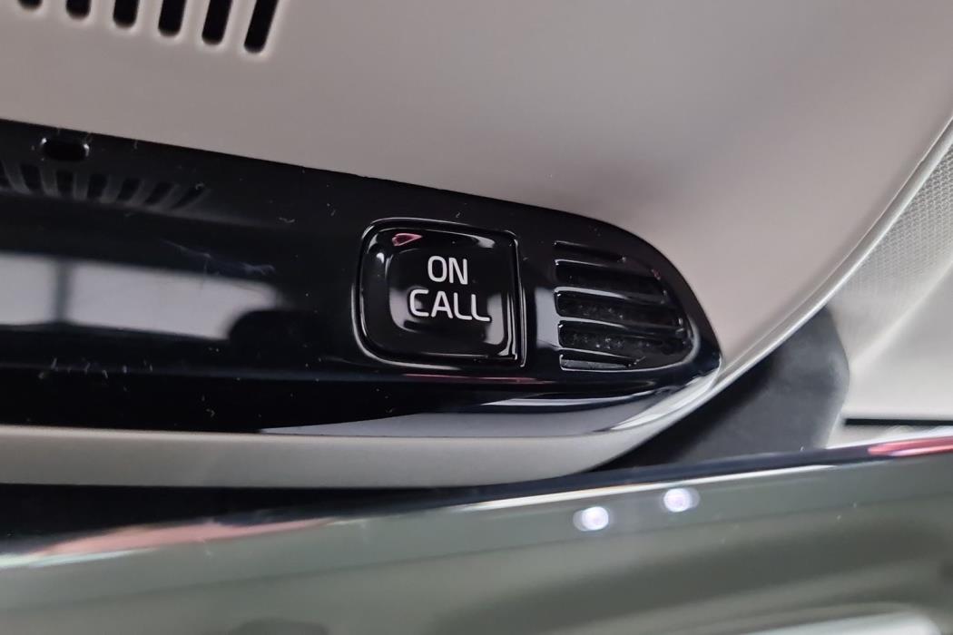VOLVO XC60 2018