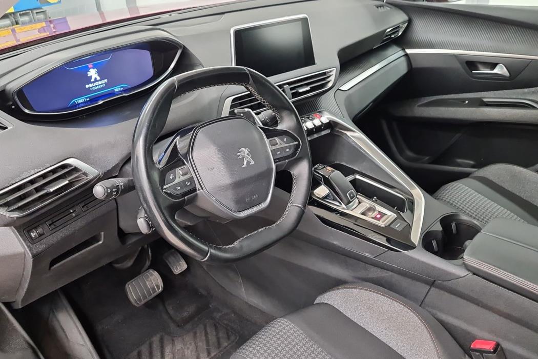 PEUGEOT 3008 2019