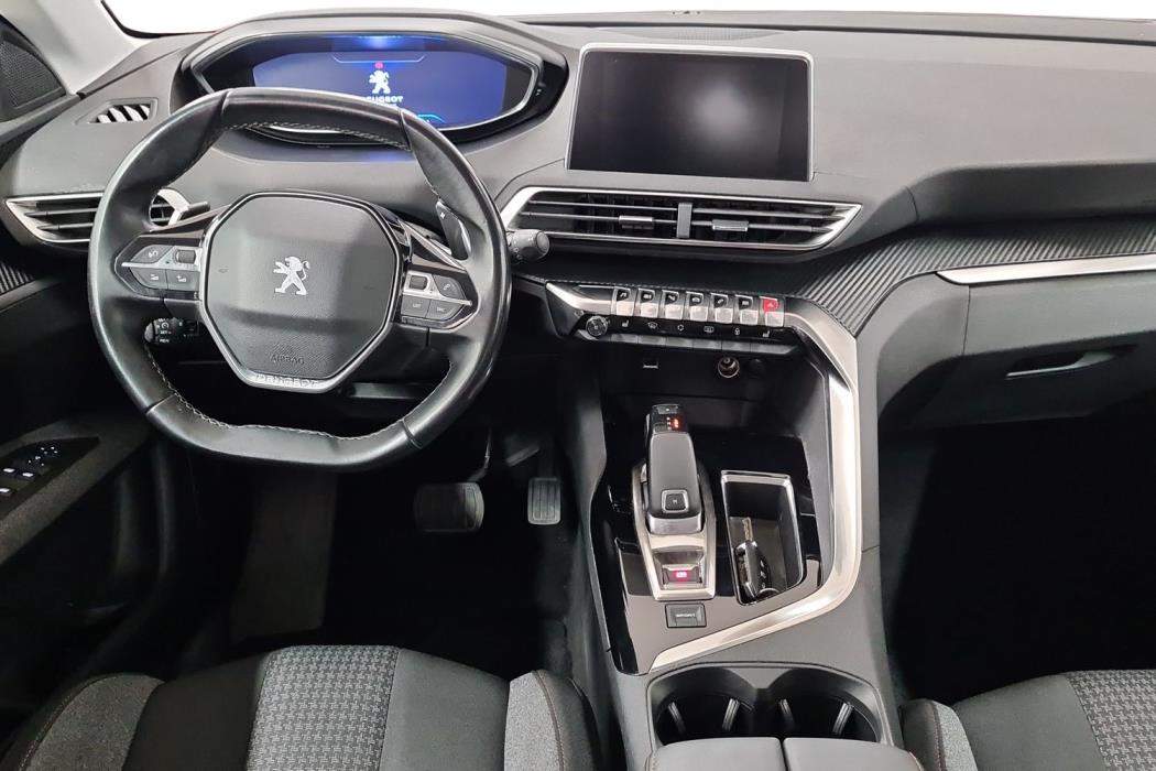 PEUGEOT 3008 2019