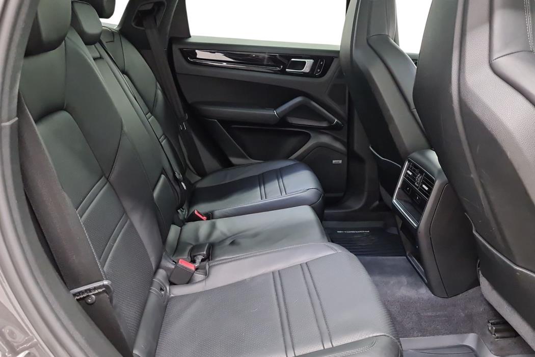 PORSCHE Cayenne 2019