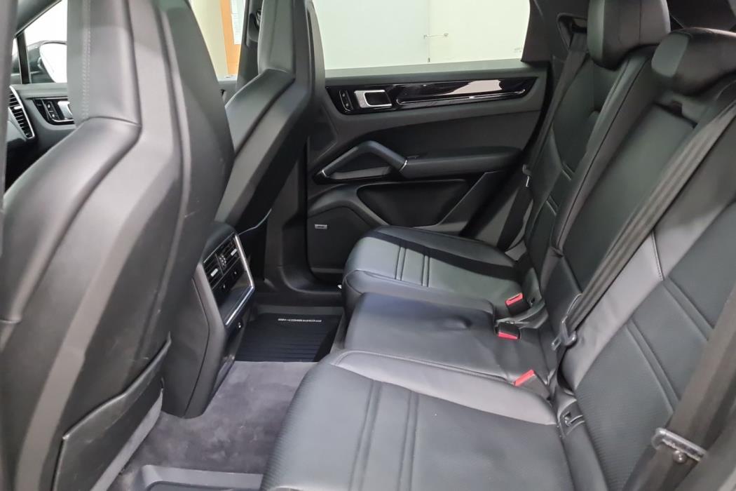 PORSCHE Cayenne 2019