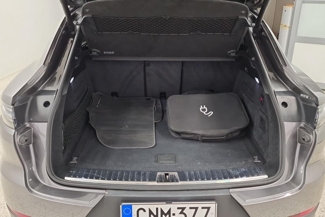 PORSCHE Cayenne 2019