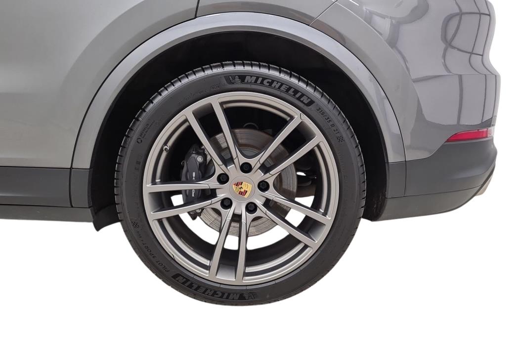 PORSCHE Cayenne 2019
