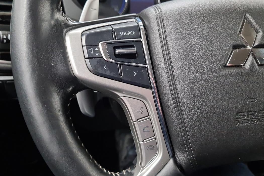 MITSUBISHI OUTLANDER PHEV 2019