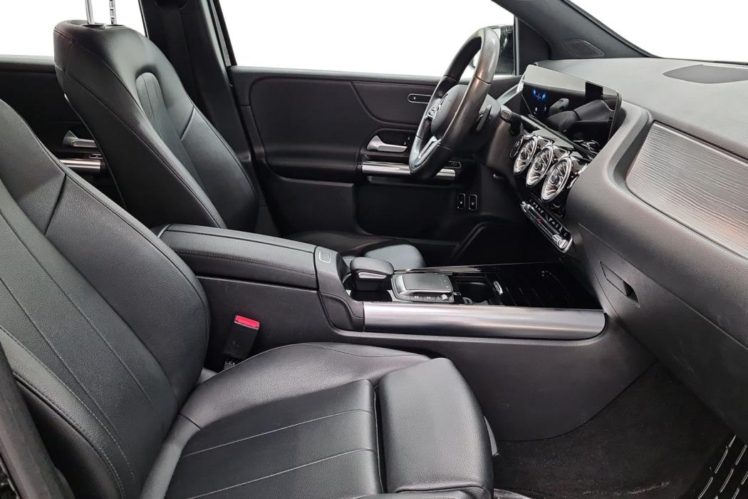MERCEDES-BENZ B 2021