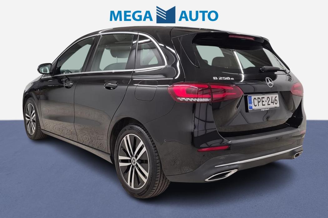 MERCEDES-BENZ B 2021