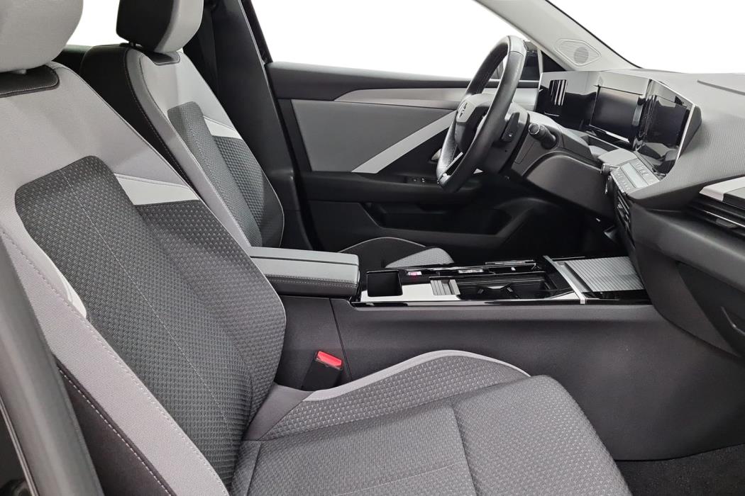 OPEL ASTRA 2024