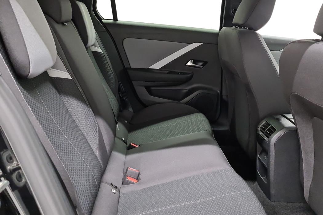 OPEL ASTRA 2024