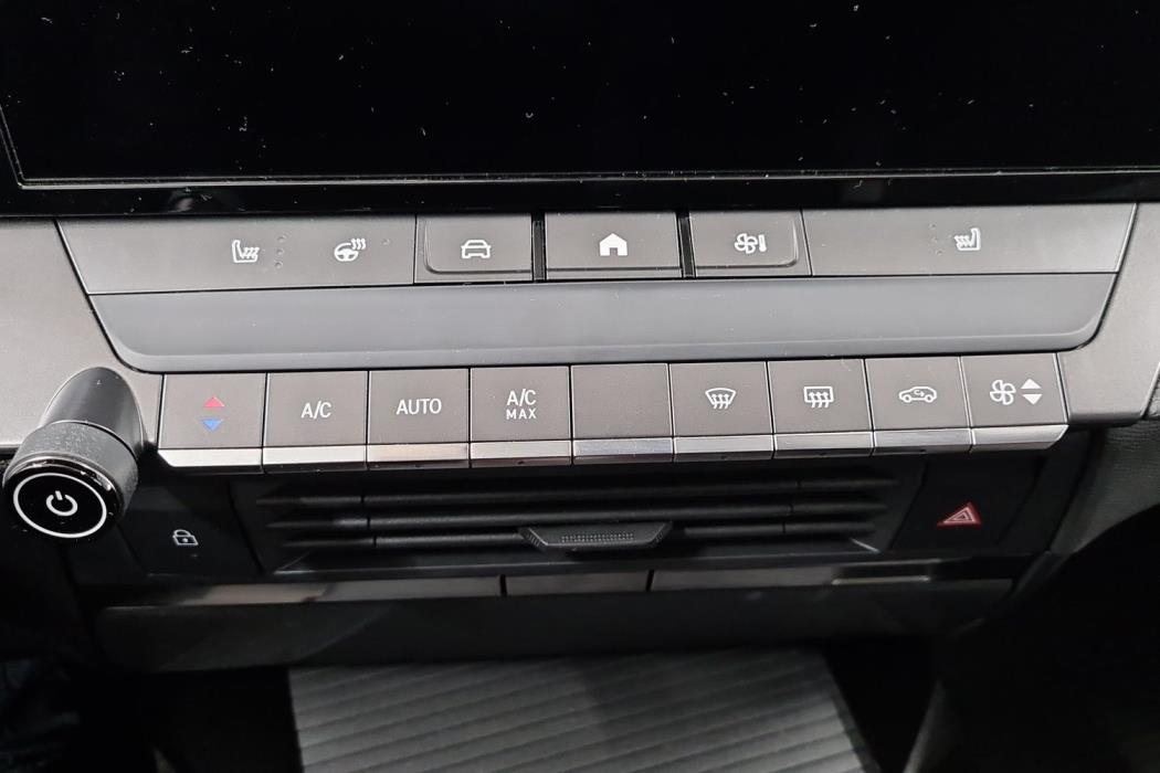 OPEL ASTRA 2024