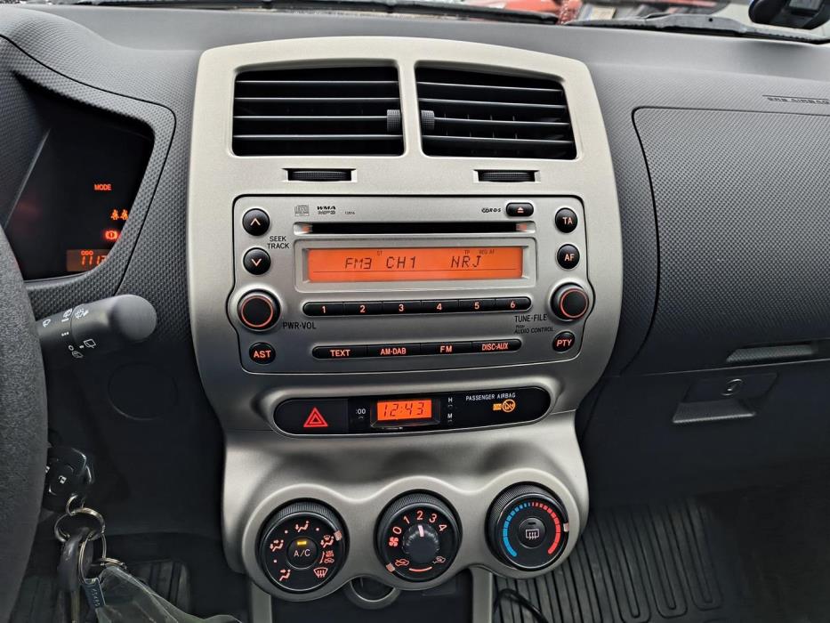 TOYOTA Urban Cruiser 2009