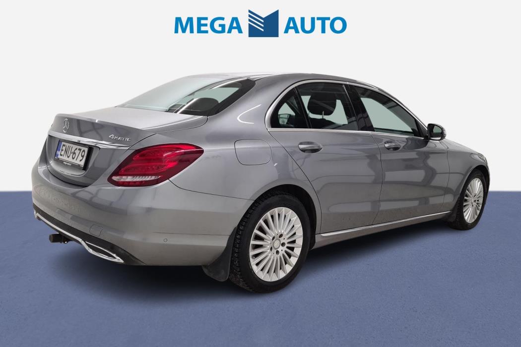 MERCEDES-BENZ C 2016